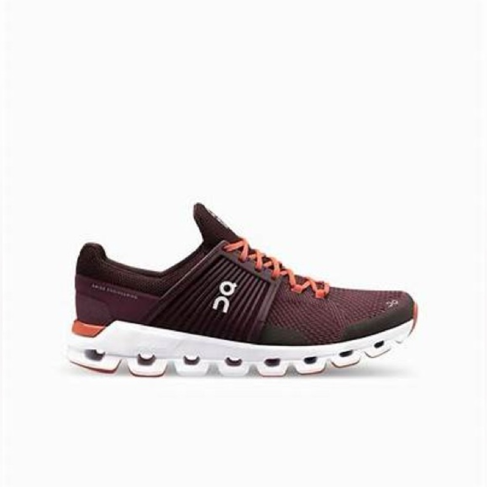 Womens OnCloud Cloudswift 2 size 7